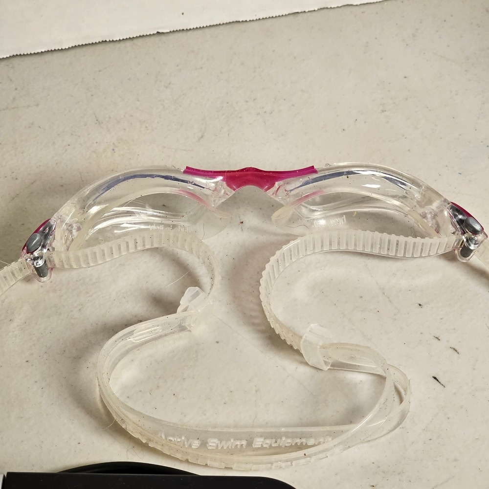 Aqua Sphere Kayenne Swimming Goggles Clear Pink Made in‎ Italy Wide View Junior - Picture 3 of 9